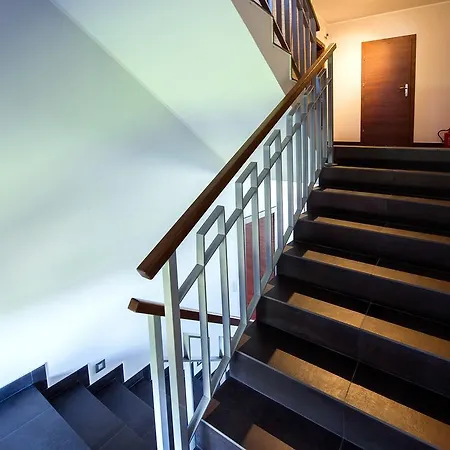 Rodzinna Проживание в семье *