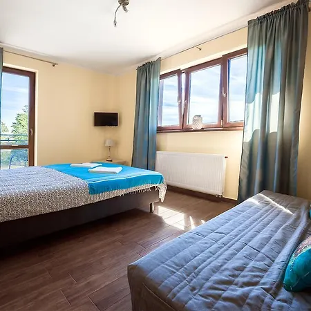 Rodzinna Проживание в семье