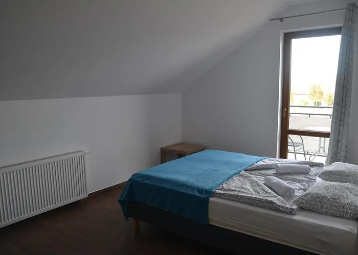 Rodzinna Проживание в семье *