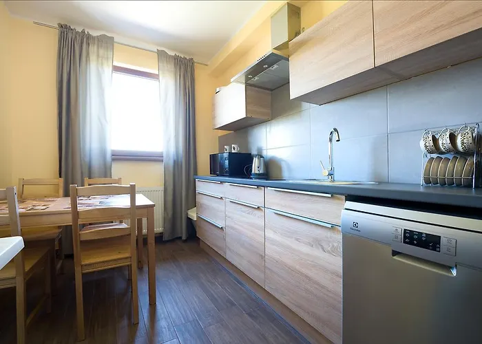 Проживание в семье Rodzinna *